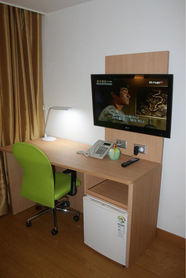 Gunsan Apple Tree Hotel Eksteriør billede